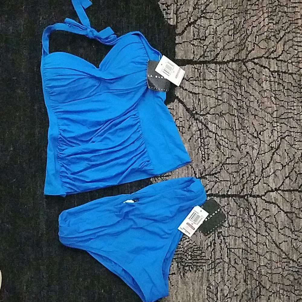 SWIMSUIT
